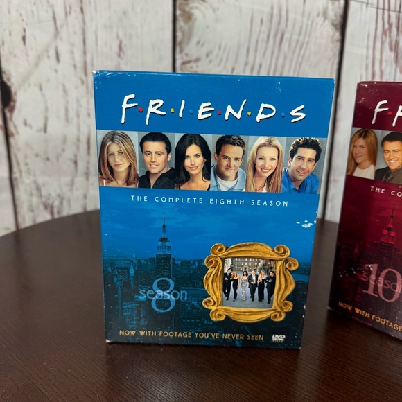 Friends inComplete Series DVD Set - Picture 7 of 11